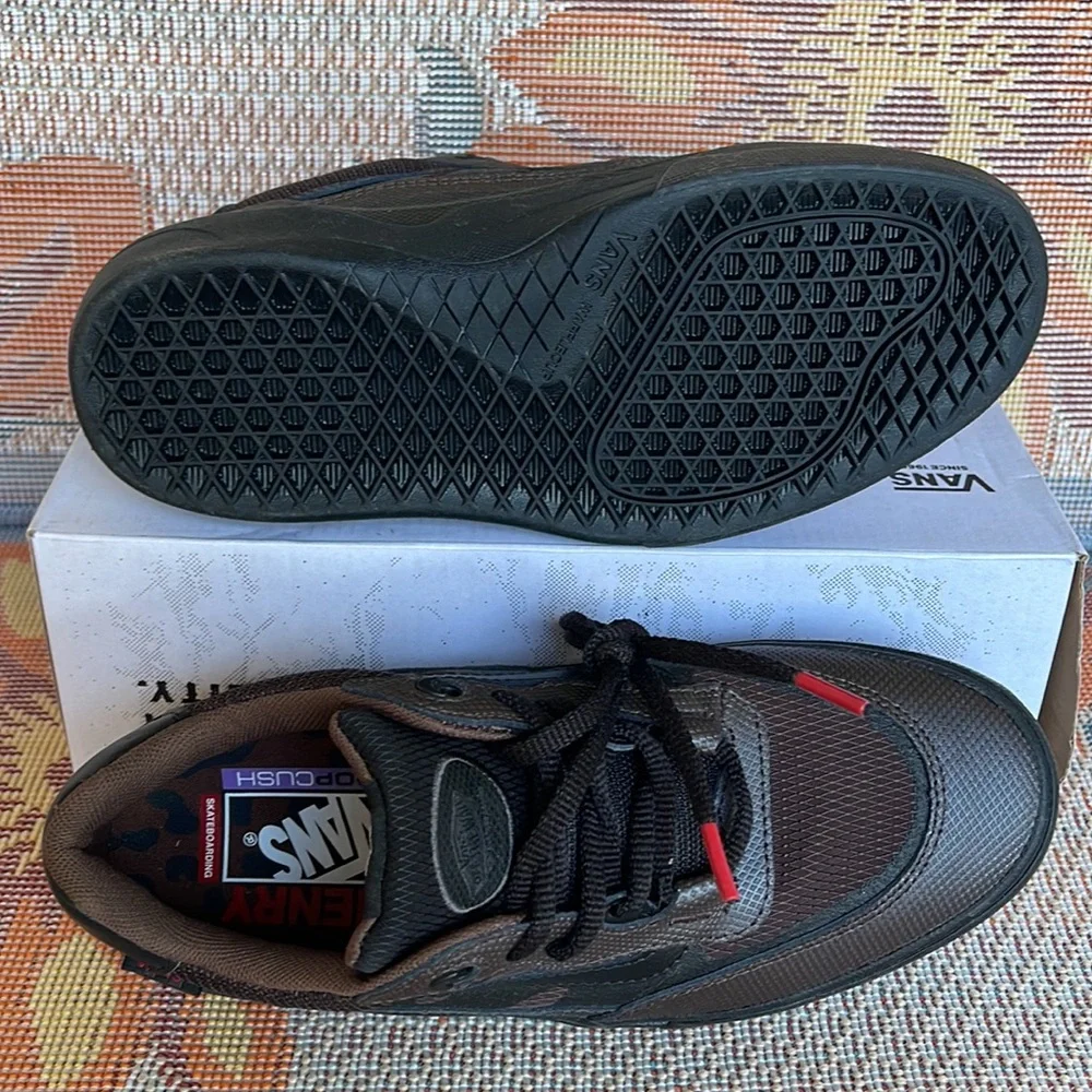 Vans WMNS Wayvee
(Justin Henry) Coffebean
VN0A5JIA8AC
Sneakers G - Picture 4 of 16